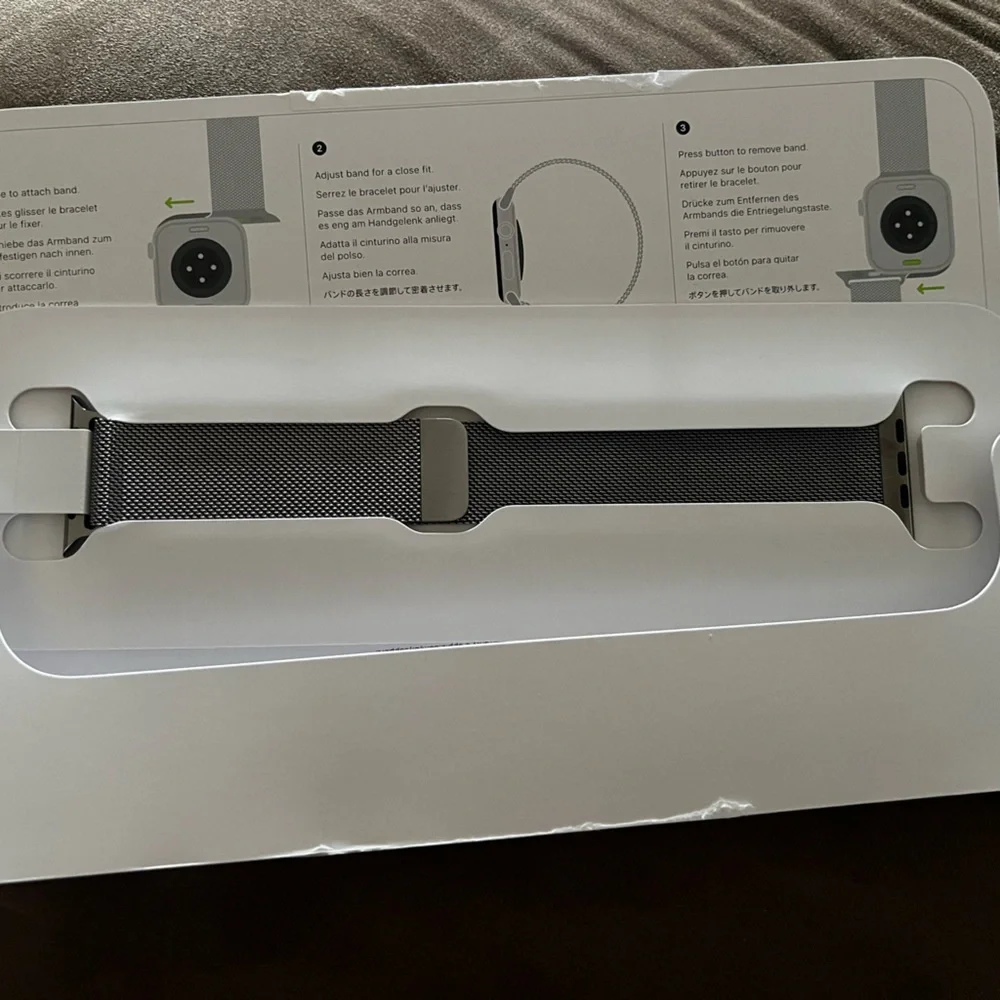 Apple Watch Milanese Loop Band